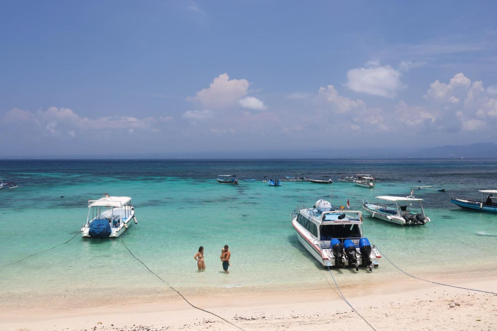Castaway Island Hostel Lembongan Exterior foto